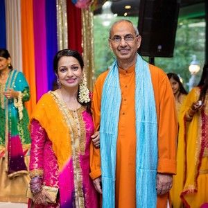 Meet your Posher, Razia